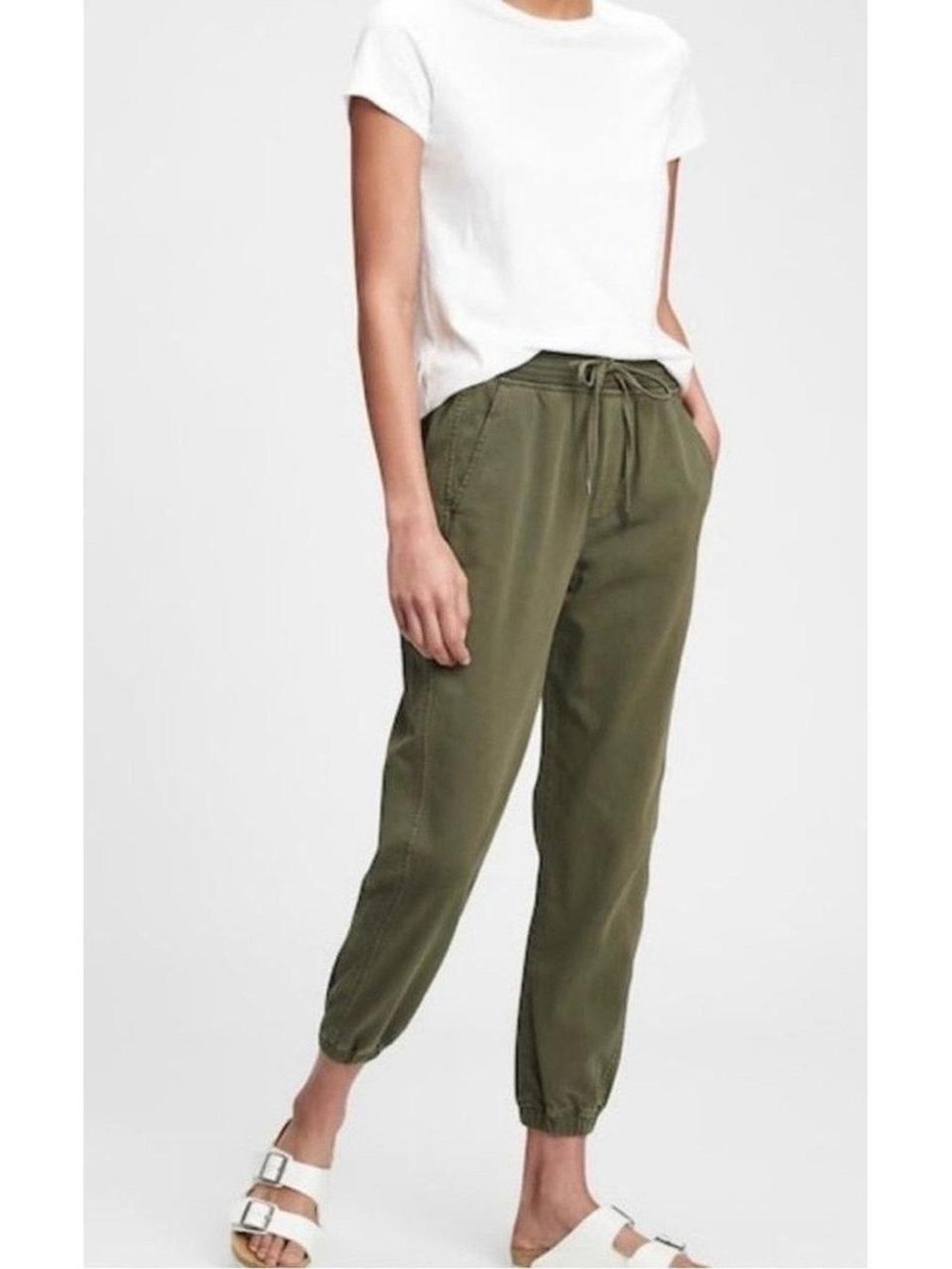 GAP olive green joggers